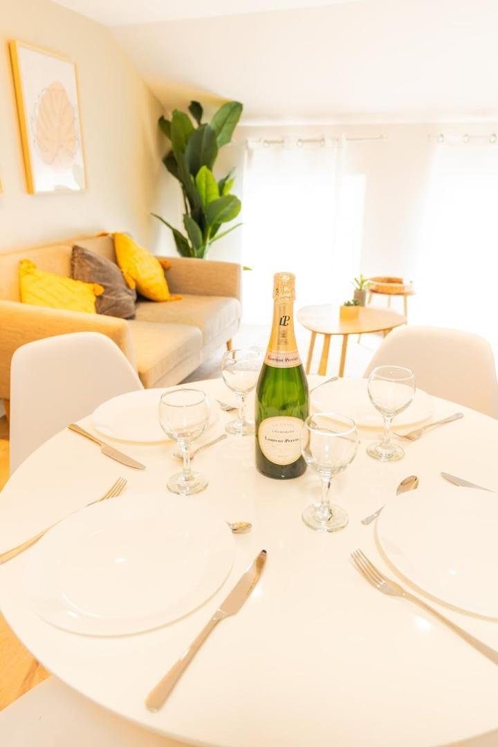 Duplex Confortable En Centre Avec 2 Chambres Châlons-en-Champagne Екстериор снимка