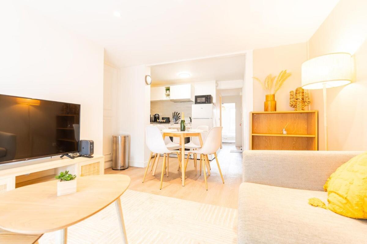 Duplex Confortable En Centre Avec 2 Chambres Châlons-en-Champagne Екстериор снимка