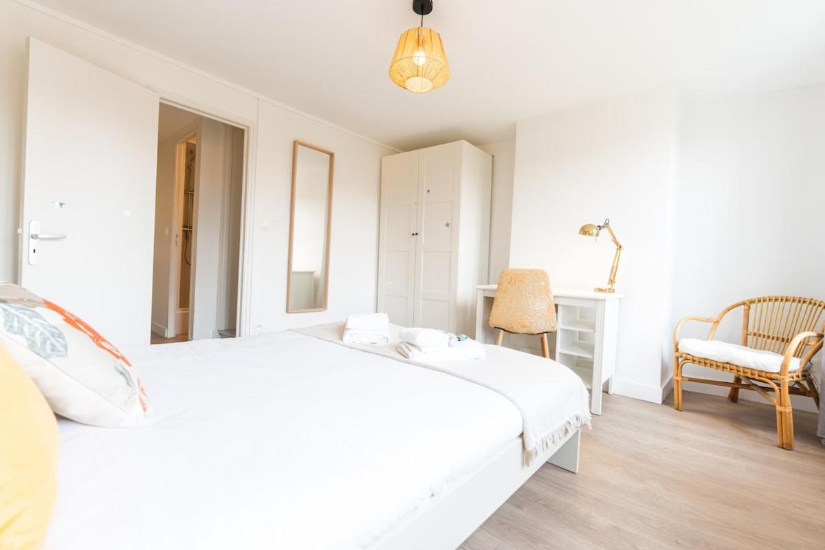 Duplex Confortable En Centre Avec 2 Chambres Châlons-en-Champagne Екстериор снимка
