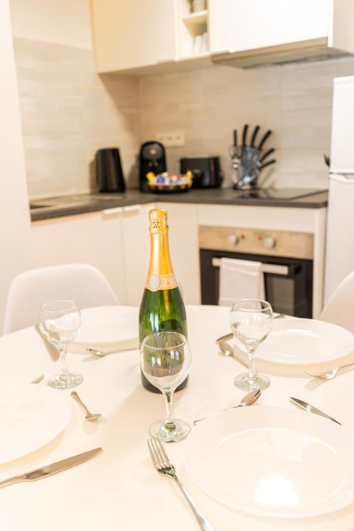 Duplex Confortable En Centre Avec 2 Chambres Châlons-en-Champagne Екстериор снимка